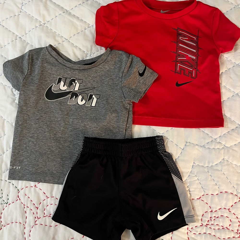 Nike Baby Outfit Set - Red, Gray, and Black
